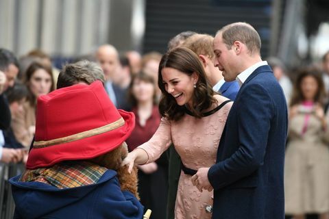 Kate Middleton találkozik Paddington Bear-del