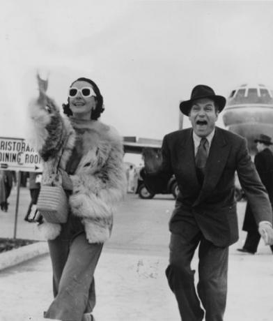Laurence Olivier és Vivien Leigh érkezik Rómába