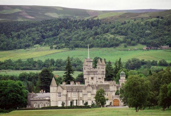 balmoral kastély, a királyi család skót otthona