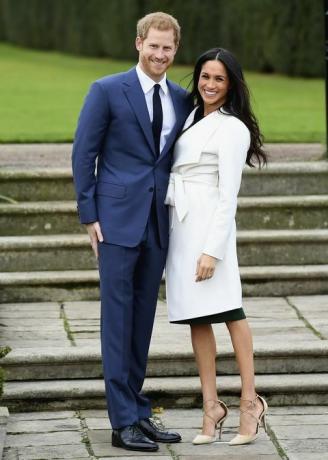 Bejelentés Harry herceg elkötelezettségéről Meghan Markle felé