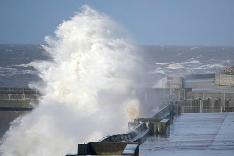 vihar Gareth Wales
