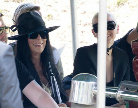 Cher részt vesz Gregg Allman temetésén