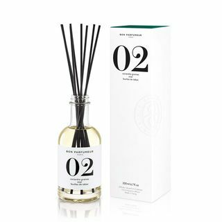 02 Home Fragrance Diffúzor: koriandermag, méz és dohánylevél