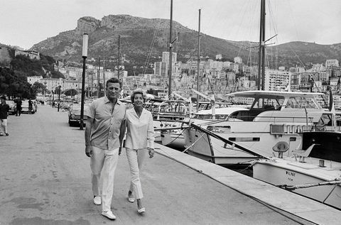 Kirk és Anne Douglas 1965-ben töltött vakáción Franciaországban.