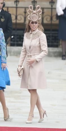 Beatrice hercegnő királyi esküvői ruha
