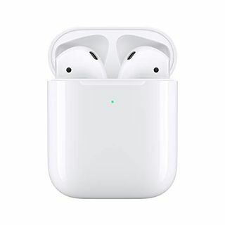 Apple AirPods vezeték nélküli töltőtokkal