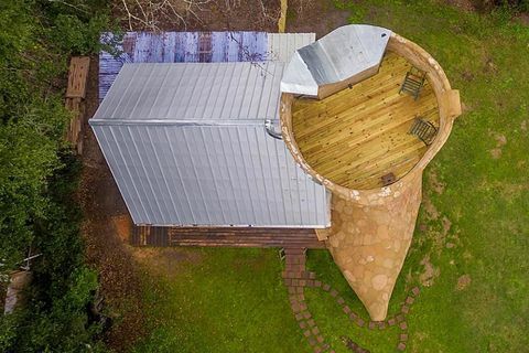 Bérelheti ezt a csizma alakú Texas otthont 1200 dollárért
