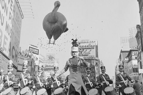 zenekar és pulyka léggömb a macy hálaadás napi felvonulásán 1959-ben