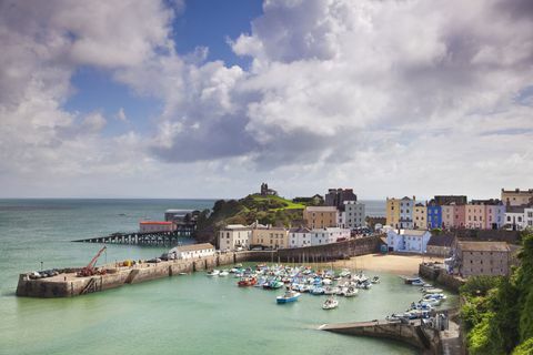 Tenby Wales az Egyesült Királyság népszerű vidéki célpontjai 2018-ra