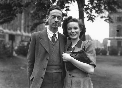 Christopher Robin és a vőlegénye, Lesley de Selincourt 1948-ban