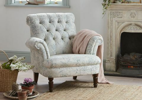 country living tarland akcentusos fotel a dfs-nél